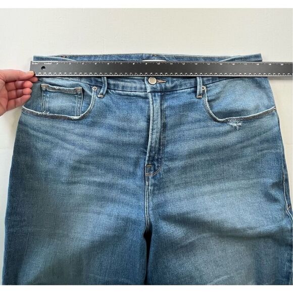 Good American Good Curve High Rise Skinny Crop Distressed Destroyed Jean Size 16 - Picture 5 of 9